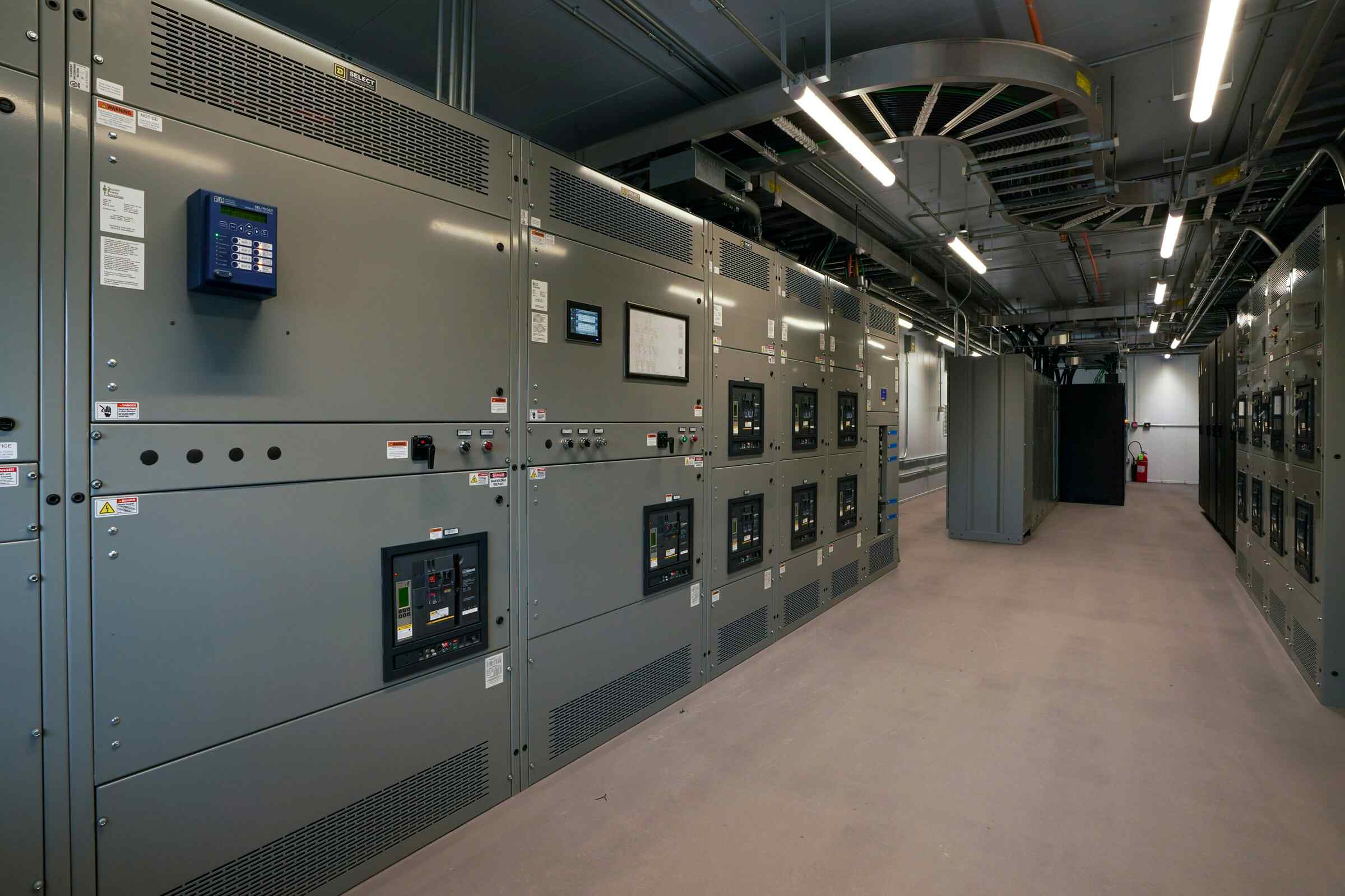 © Middletown Data Center - Power Distribution Center