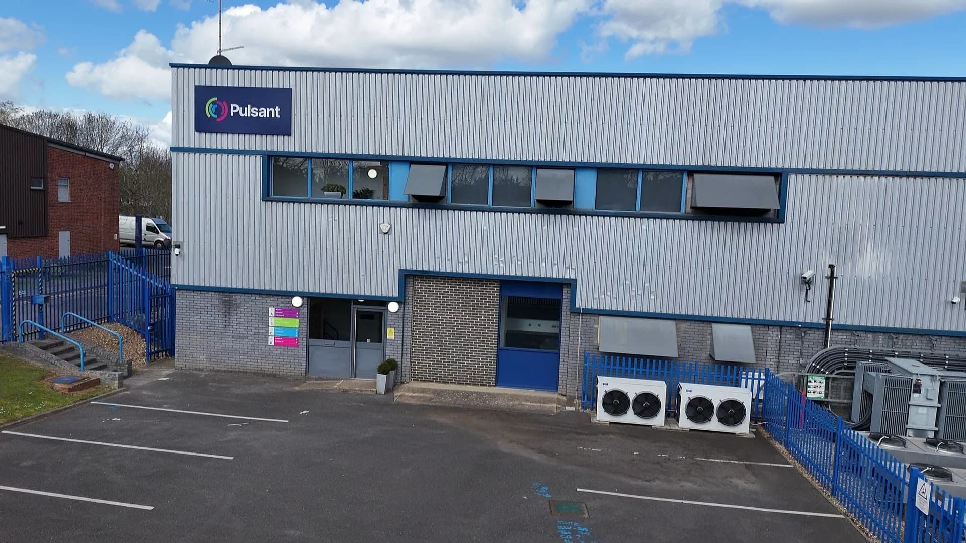 Pulsant Maidenhead SE-2