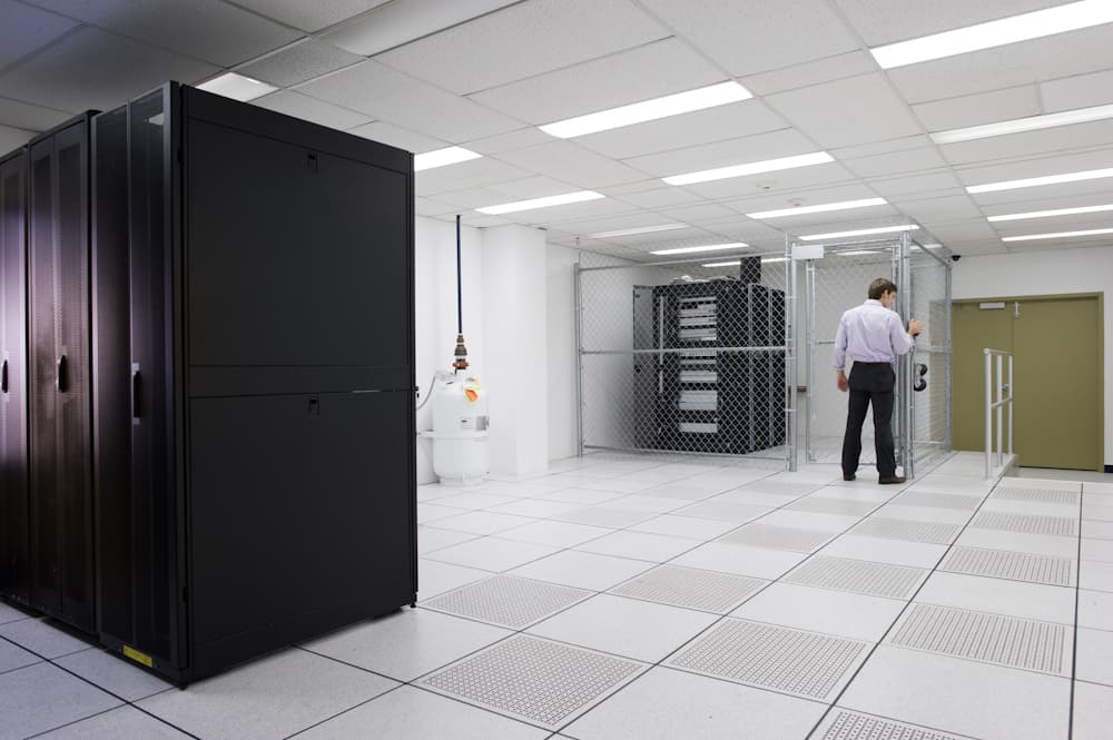 Airnet, by Dataprise - Raised Floor Data Cetner