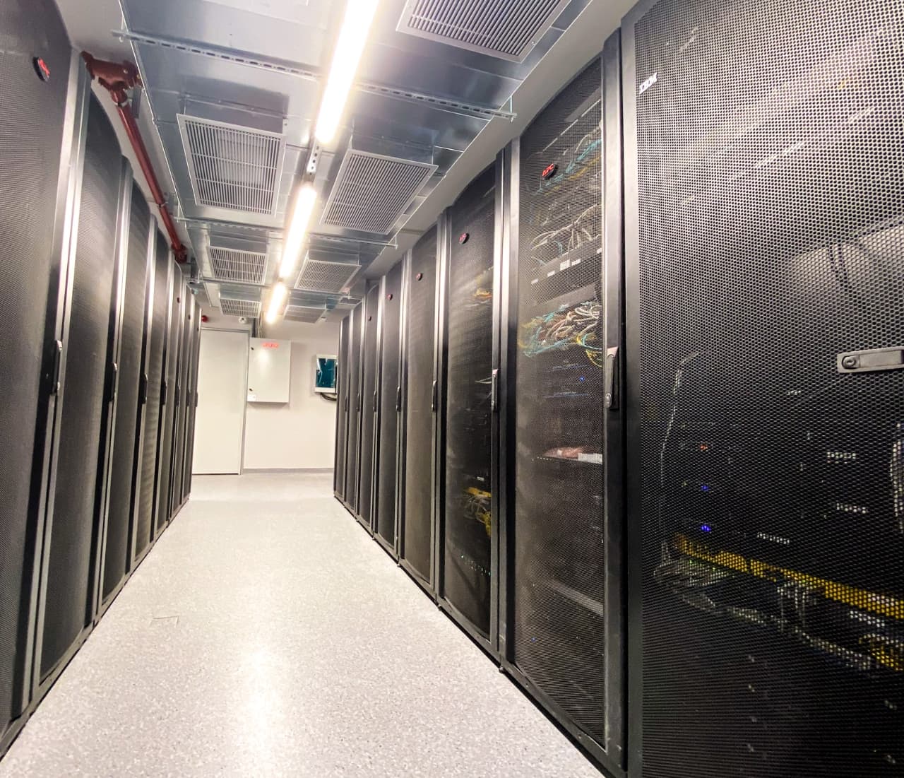 CLOUDROCK CR1 - CLOUDROCK DATA ROOM