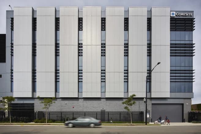 CoreSite Chicago (CH2) - ©2026 Corgan