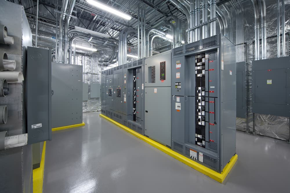 CoreSite Atlanta (AT2) - Data Center Switchgear