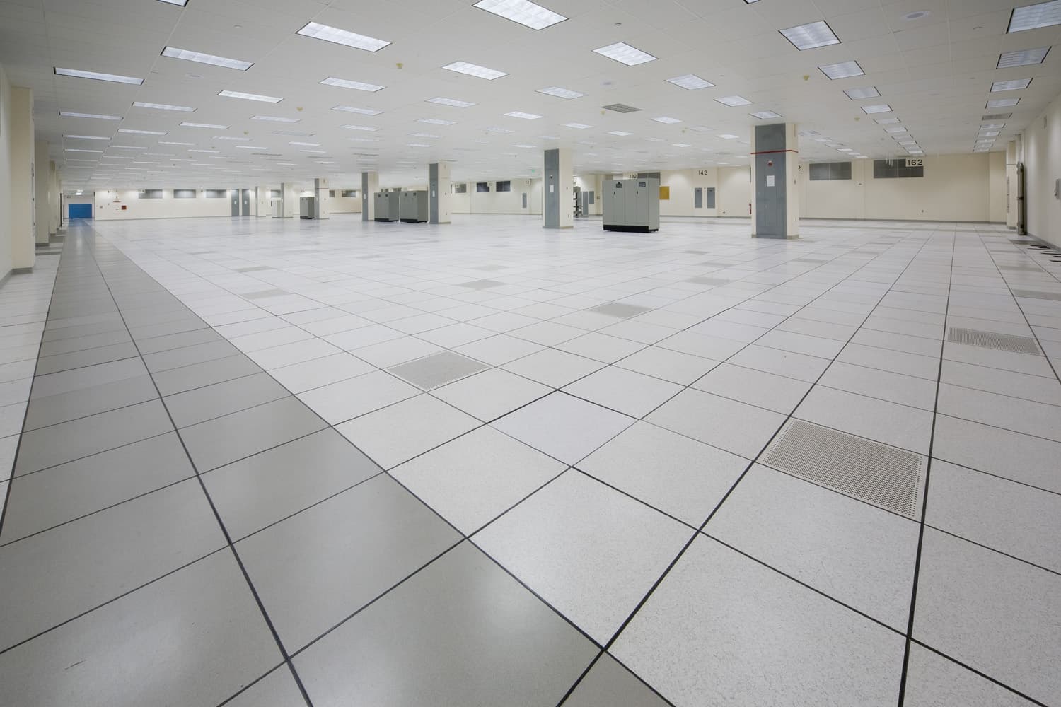CoreSite Orlando (OR1) - Raised Floor