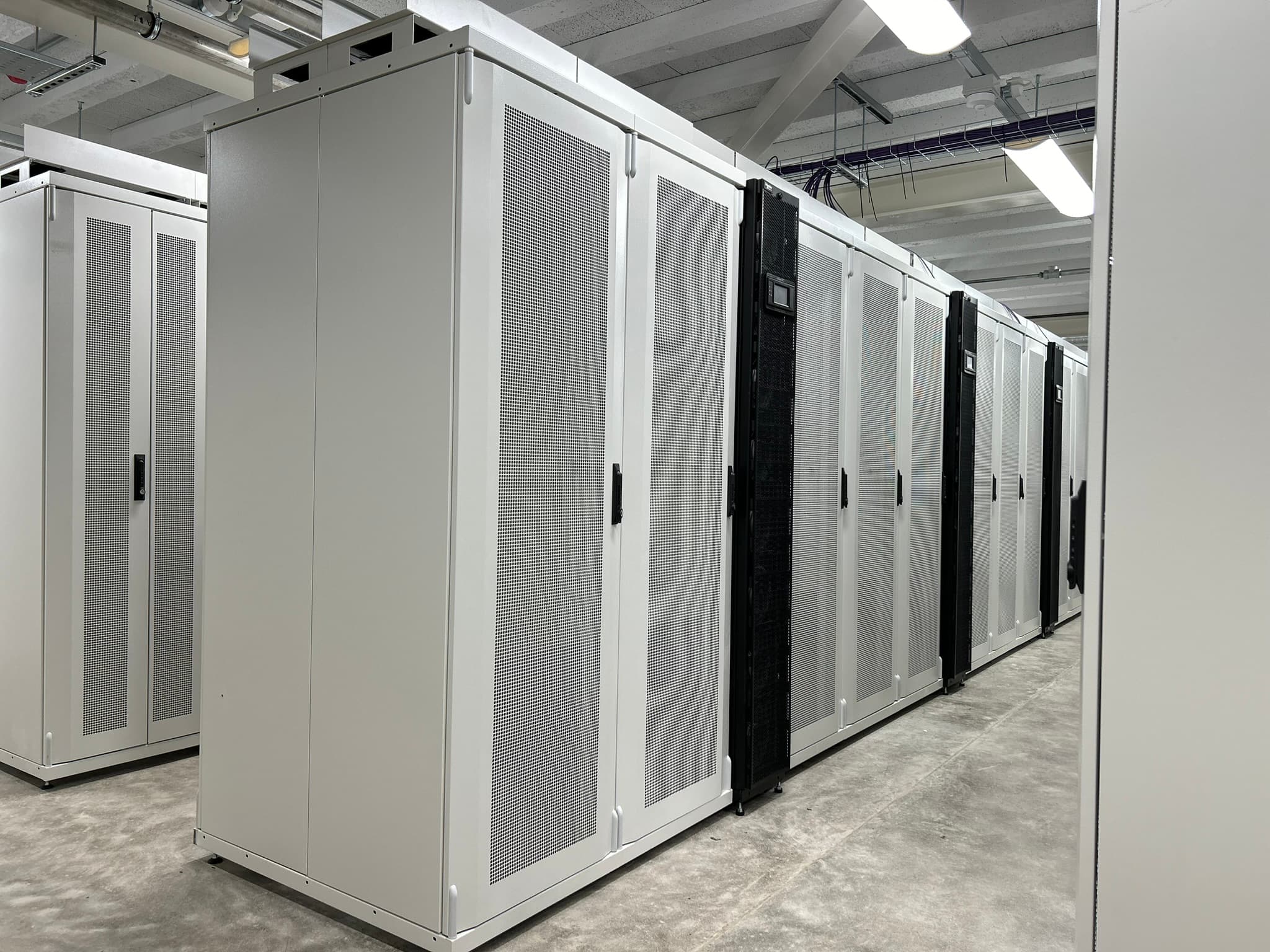 CWCS Nottingham Data Centre - CWCS, White Racks 