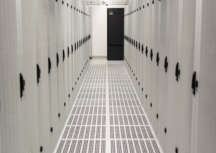 DATA CENTER JIHLAVA - DC JIHLAVA - aisle