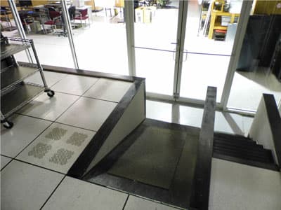 Datatech Hosting Tampa - Raised ventilated floor