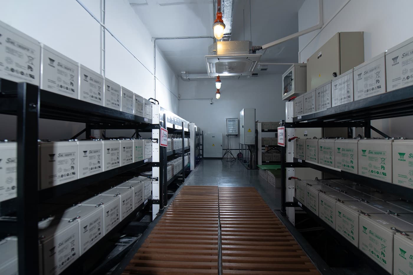 De Novo Data Center - Rechargeable Batteries Room