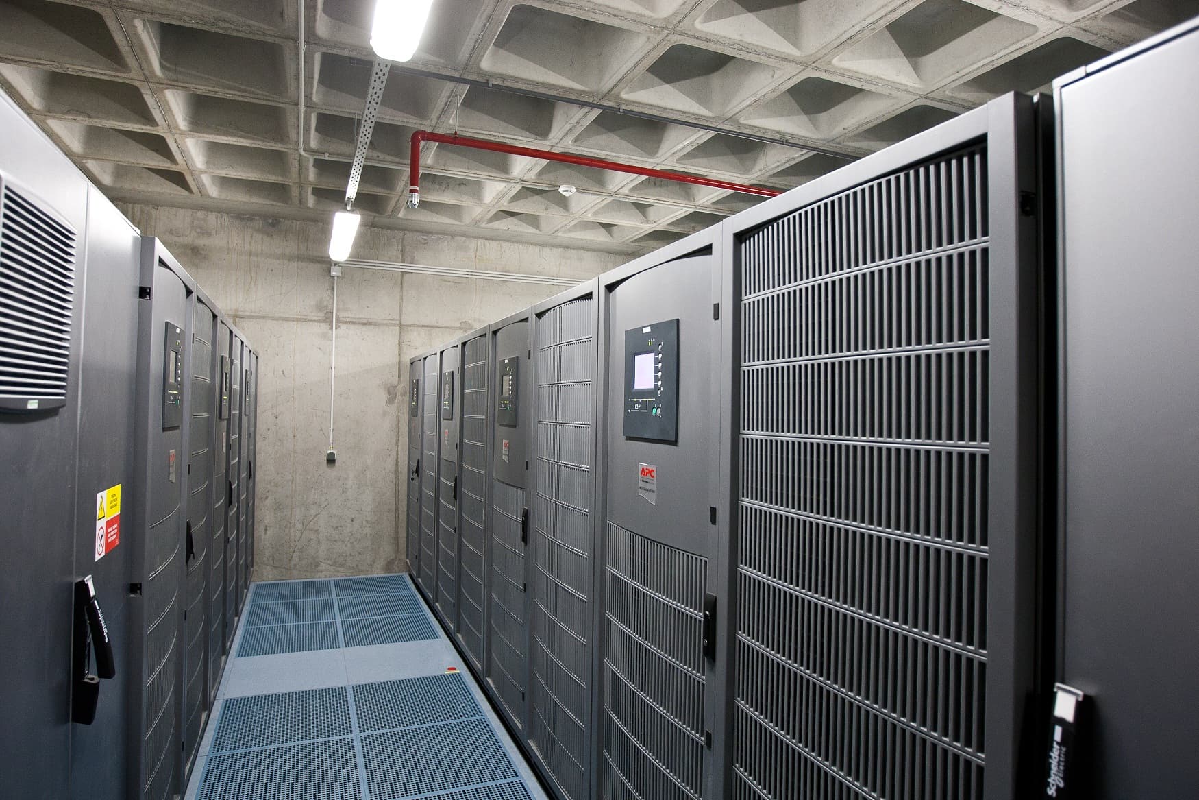 Deutsche Telekom Bratislava / TDC Varšavská - UPS units