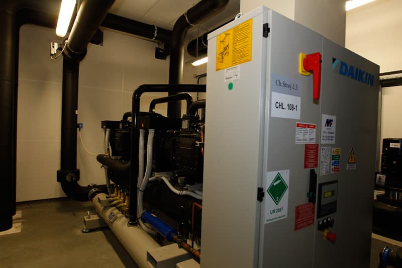 Deutsche Telekom Bratislava / TDC Varšavská - chiller