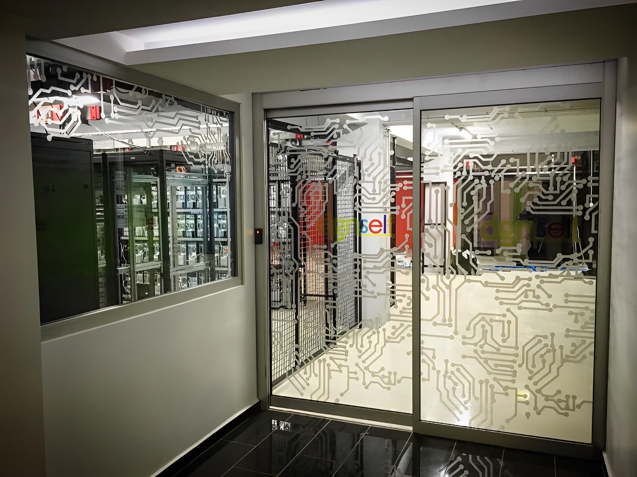 DGN Teknoloji Self - DGN SELF - Secure Cage