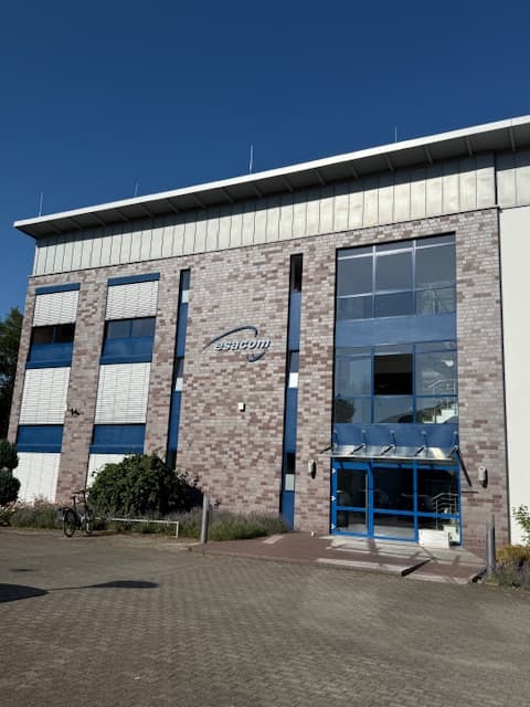 esacom GmbH - esacom data center