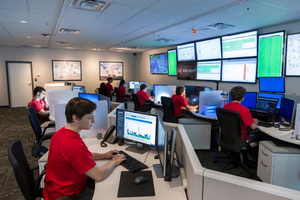 Hivelocity - Tampa 1 - 24/7 manned NOC