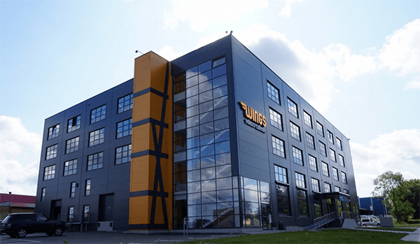 HOSTLINE DC1 - Building