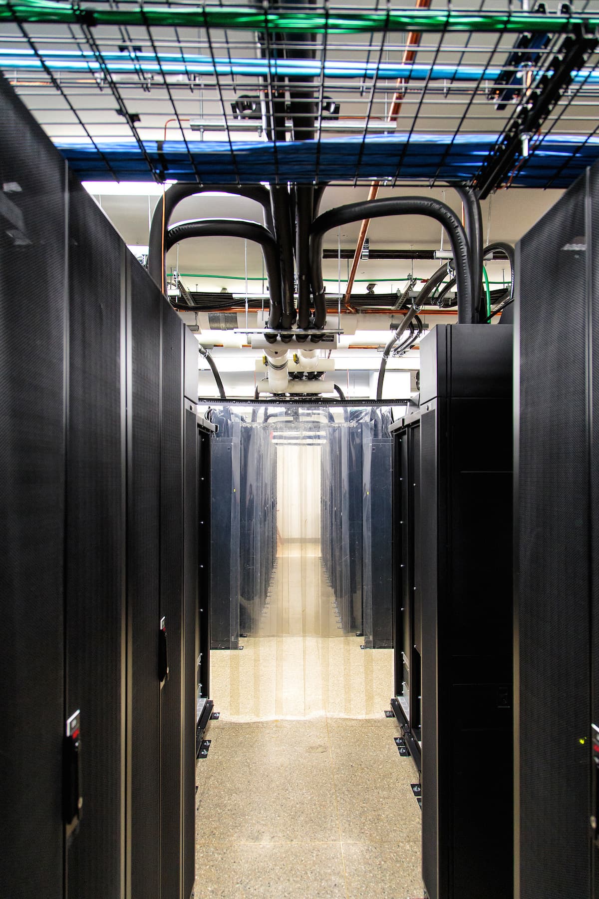 Hut 8 Vancouver Vault - VAN1 - Vancouver Vault Servers