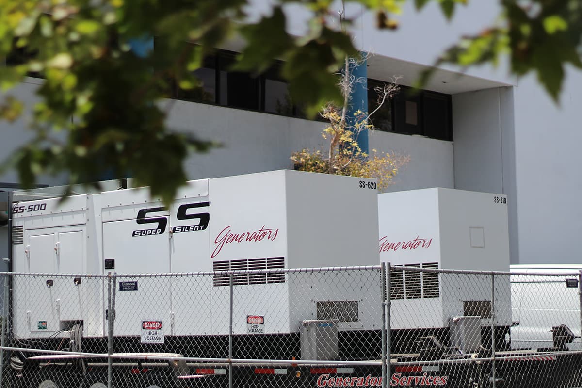 IC2NET Irvine - Duel Onsite Generators