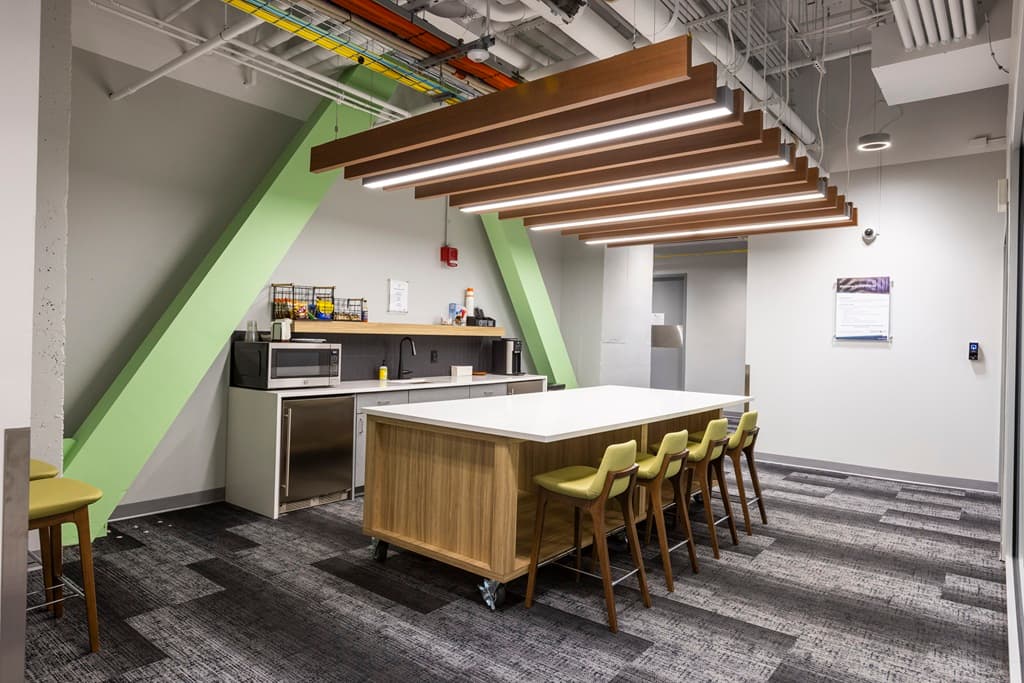 DartPoints Cincinnati, OH - CVG01 - BA4A0082.JPG