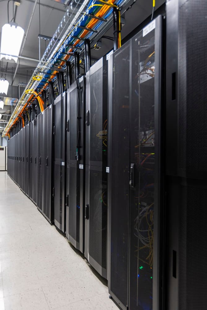 DartPoints Cincinnati, OH - CVG01 - BA4A0159.JPG