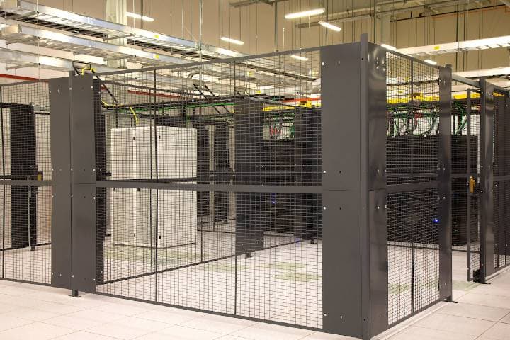 Iron Mountain Data Centers NJE-1 - nje-1-data-center-cage.jpg