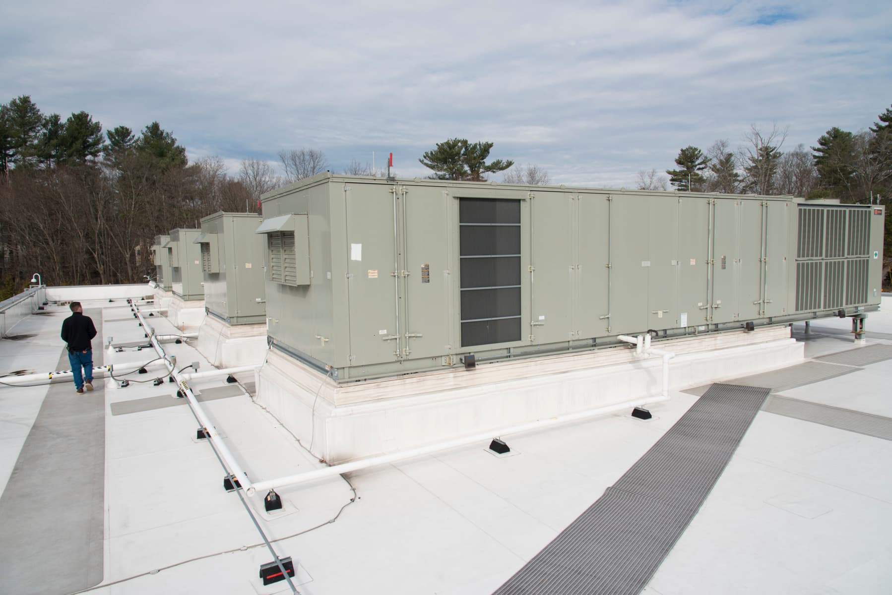 Iron Mountain Data Centers BOS-1 - bos-1-generator-yard.jpg