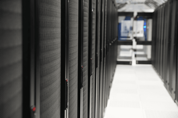 Iron Mountain Data Centers KCM-1 - kcm-1-cabinet-row-3.png