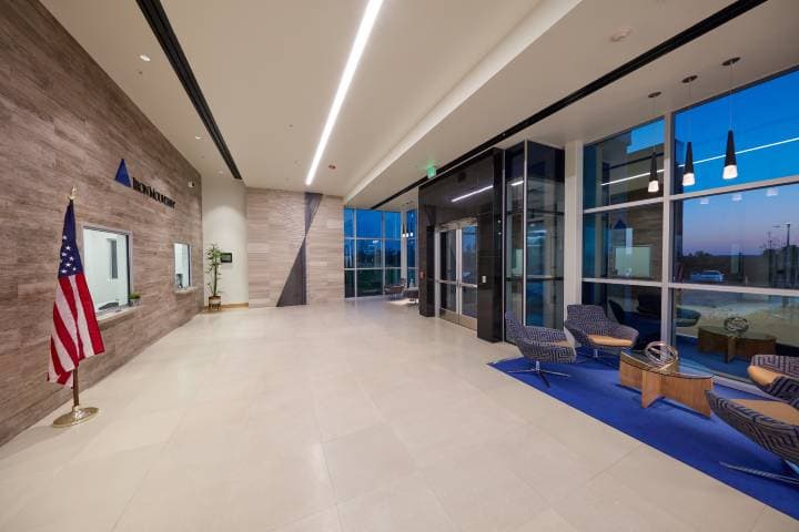 Iron Mountain Data Centers VA-1 - va-1-lobby (2).jpg