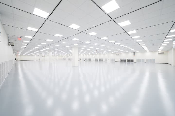 Iron Mountain Data Centers AZP-2 in Phoenix (48 MW)