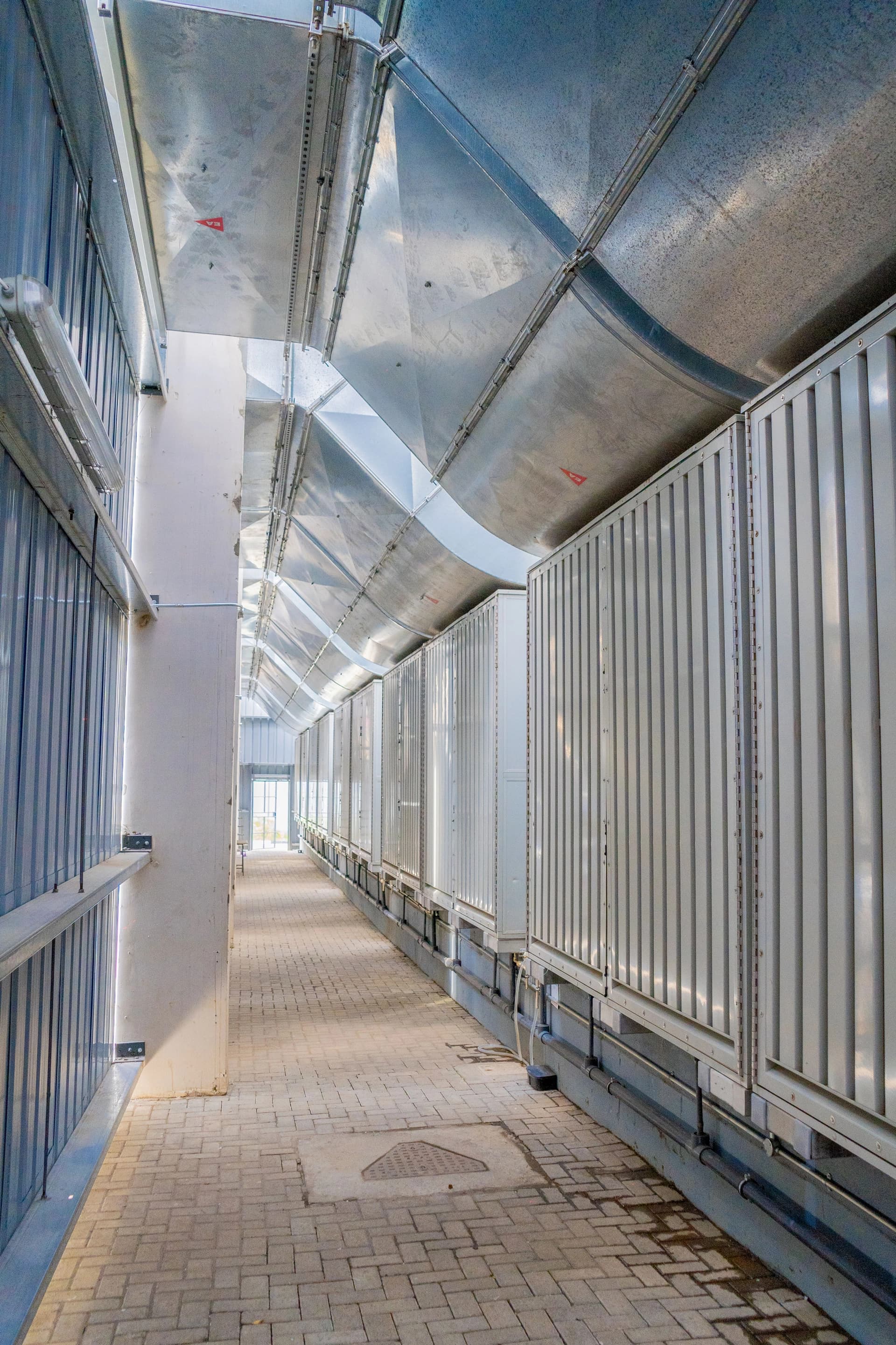 iXAfrica NBOX1 - xiafrica-uza-2nd-093