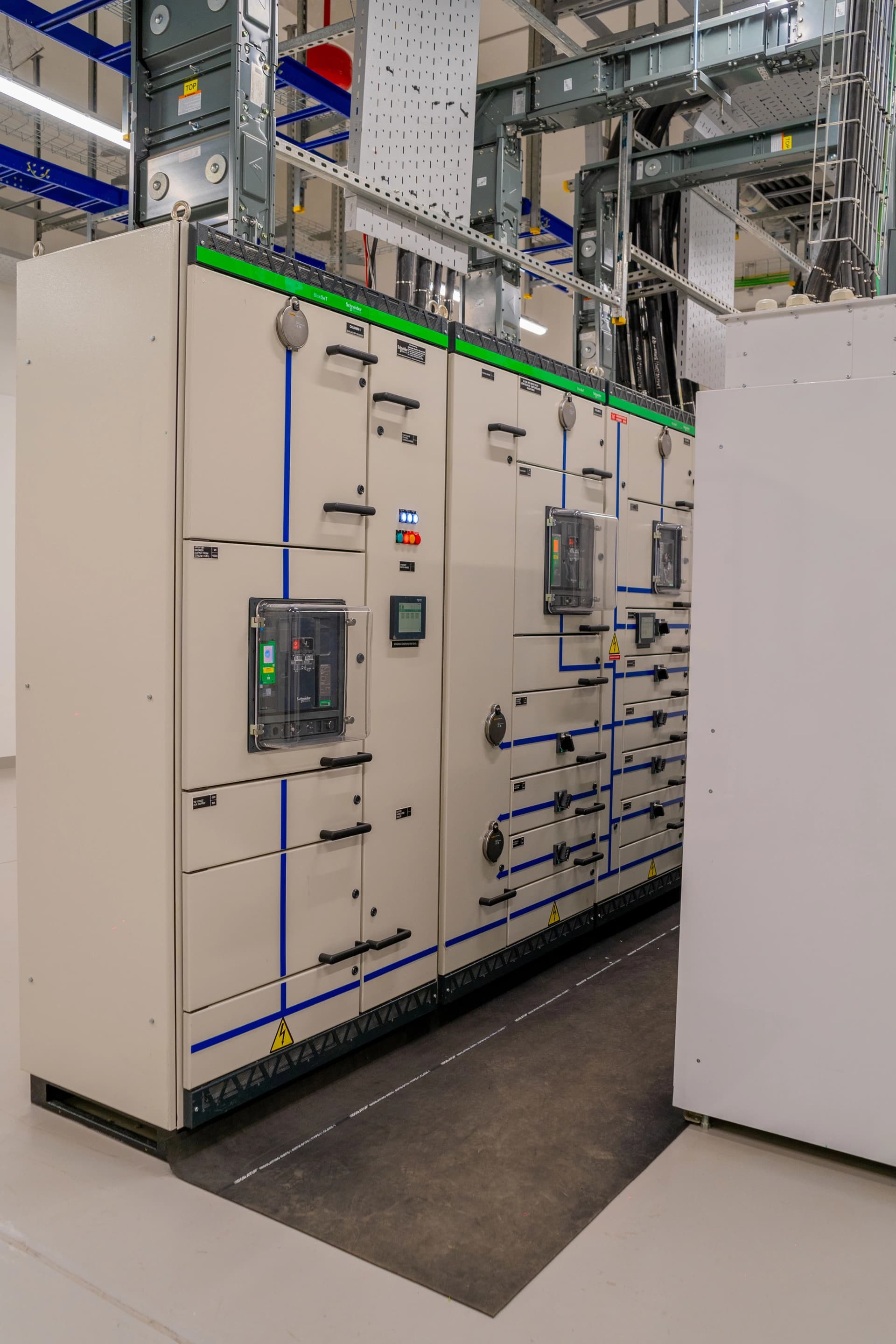 iXAfrica NBOX1 - xiafrica-uza-2nd-099