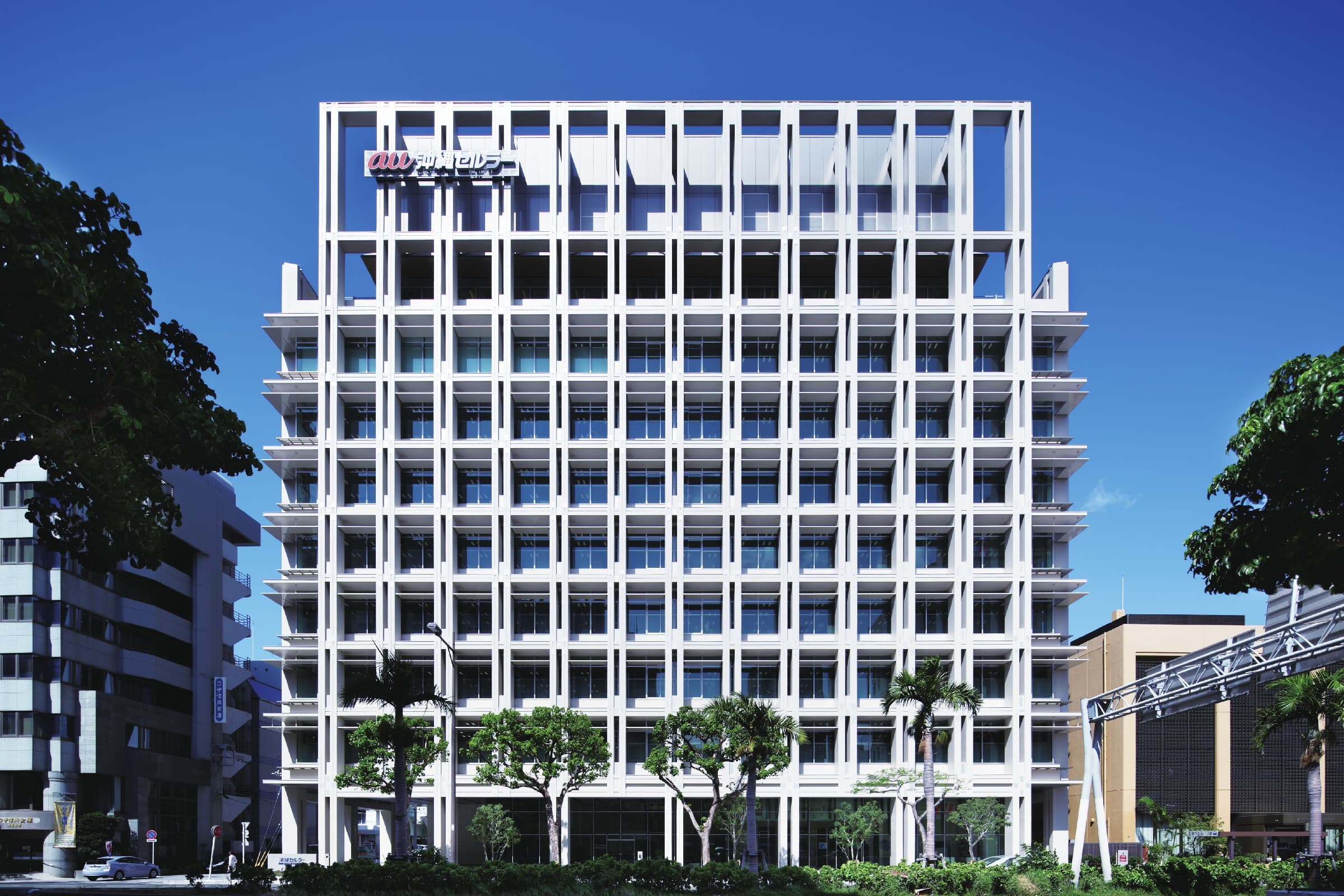 TELEHOUSE Naha - Okinawa Cellular Bldg