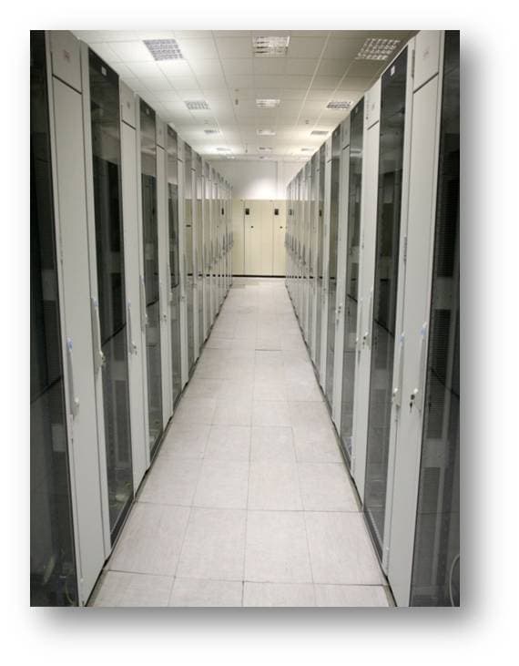 Tet Zirmunu - Liquid-cooled racks