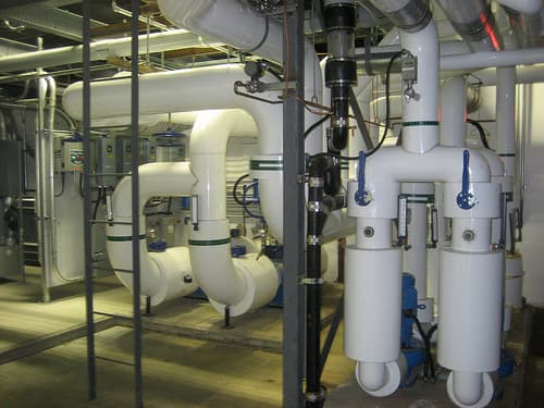 LeaseWeb Montreal MTL-03 - Cooling pipes