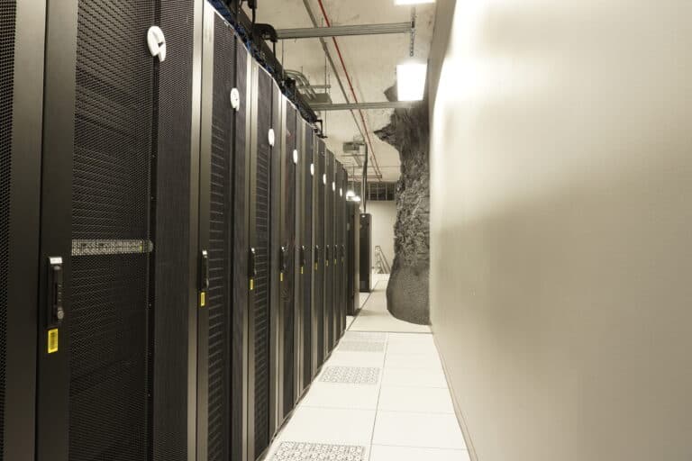 © LightEdge - Racks