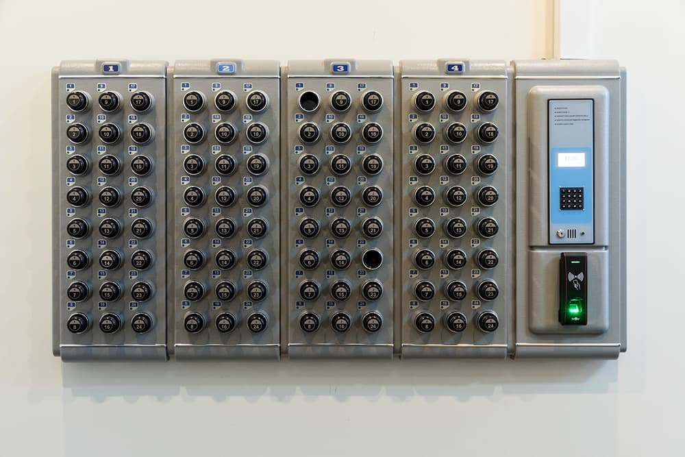 Linxdatacenter St.Petersburg - Rack key system