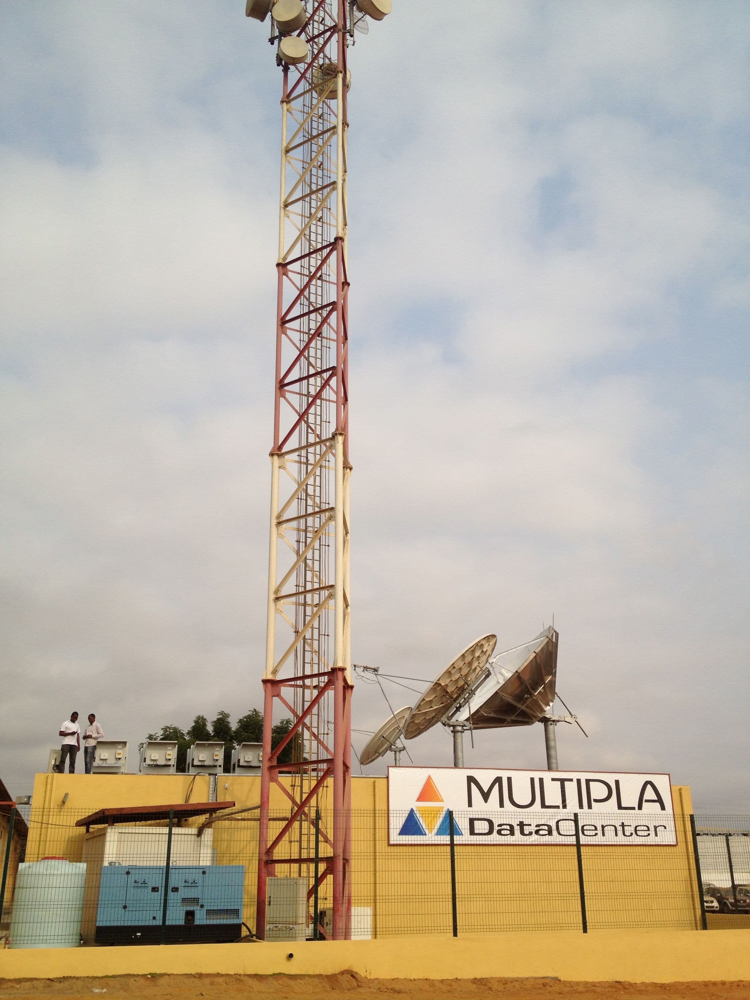 Multipla Data Center - Building MUTLIPLA