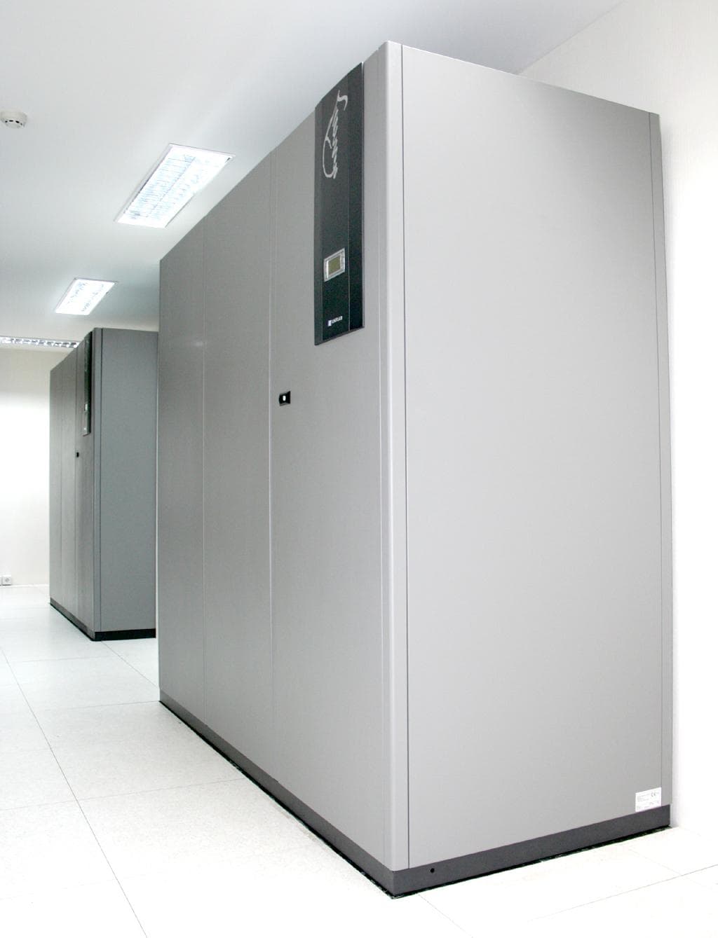 Omadata Surabaya Data Center - cooling