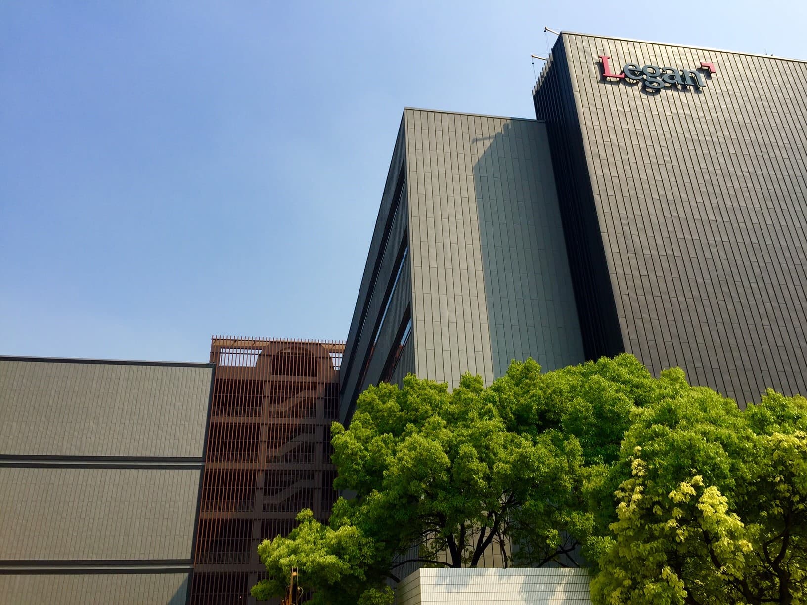 OneAsia WaiGaoQiao Data Center - OneAsia SH DC Outlook