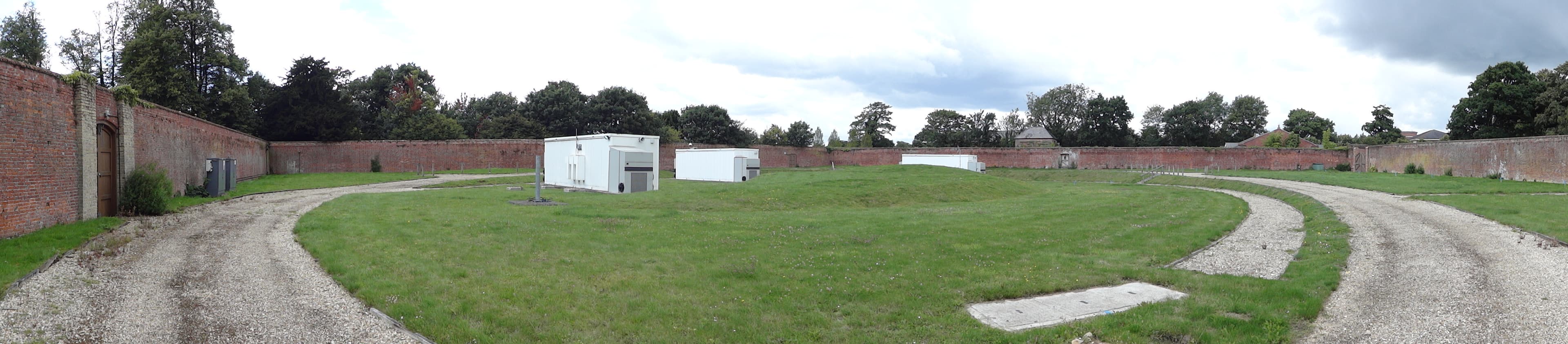 Walled Garden - GC-WG-INT-1.JPG