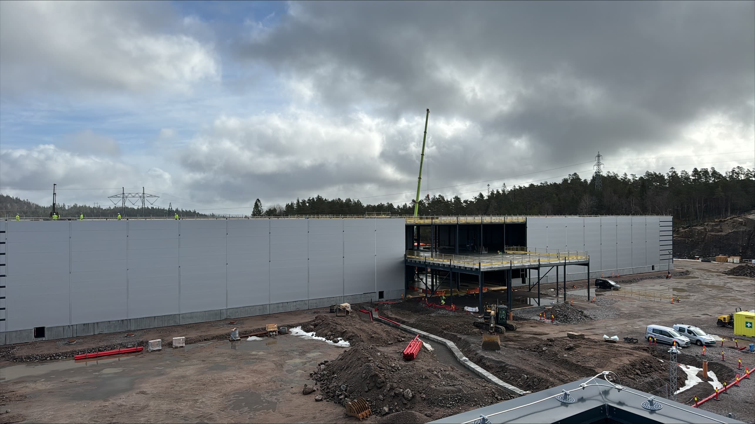 Bulk Data Centers - DCM102 - DCM102 Construction Progress Apr 2024.jpg