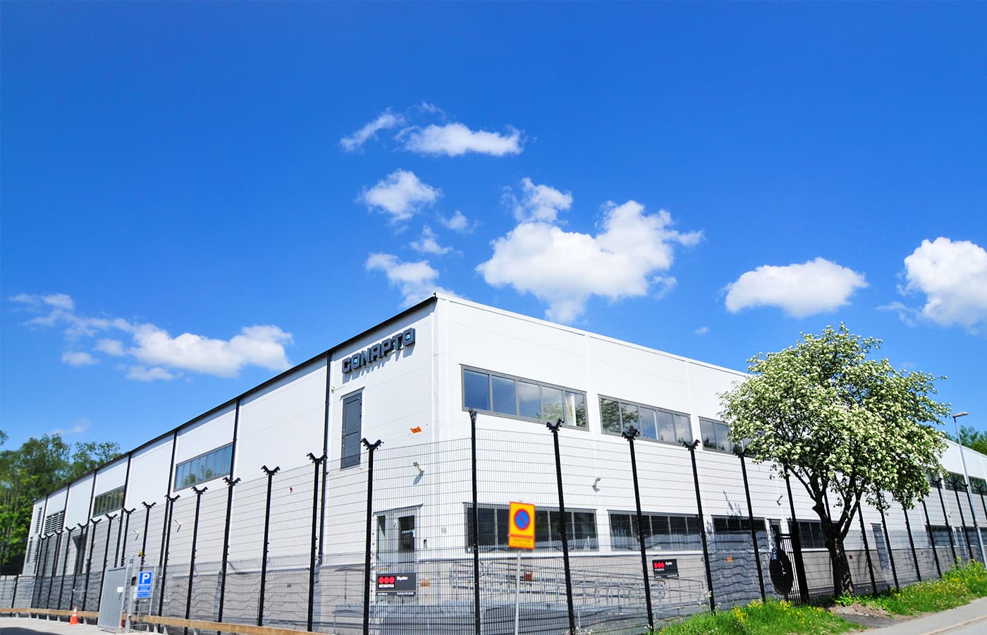 Conapto Stockholm 3 North - Stockholm 3 North front.jpg