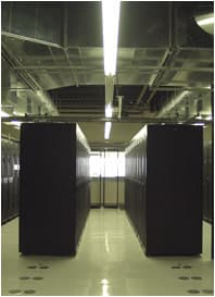 DataBank SAN2 - San Diego Aero Drive - Aisles of cabinets