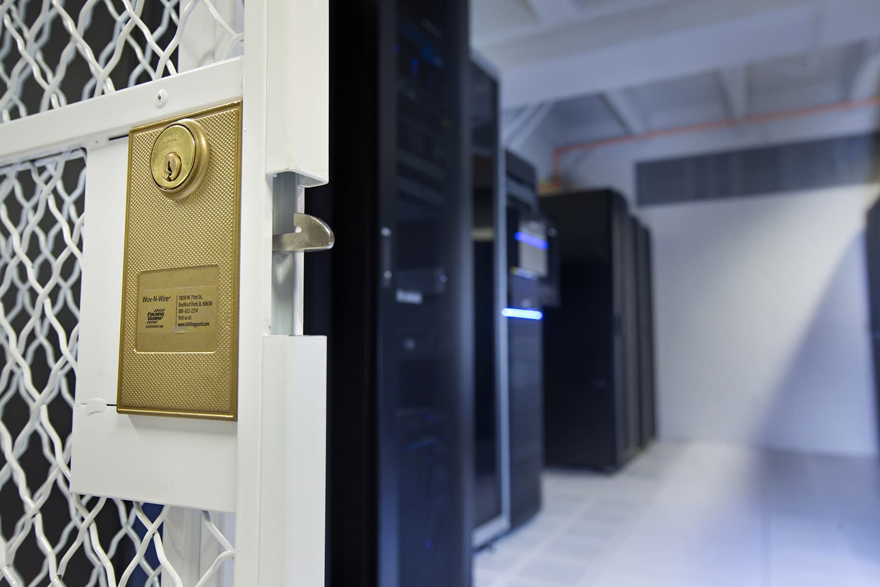 FIBERTOWN - Bryan, Texas - Cabinets, Cages & Suites