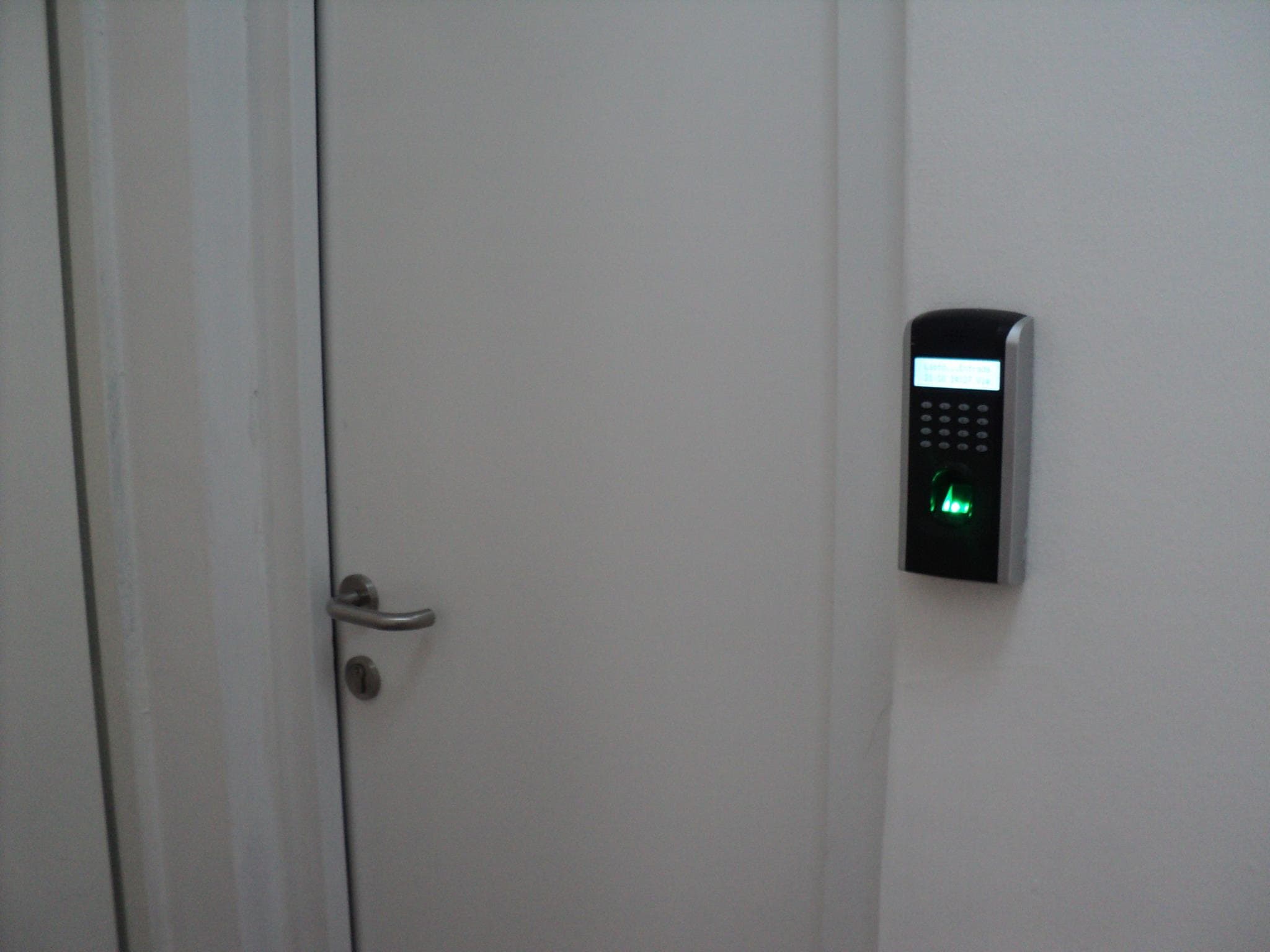 HN Datacenter - Puerta de Seguridad