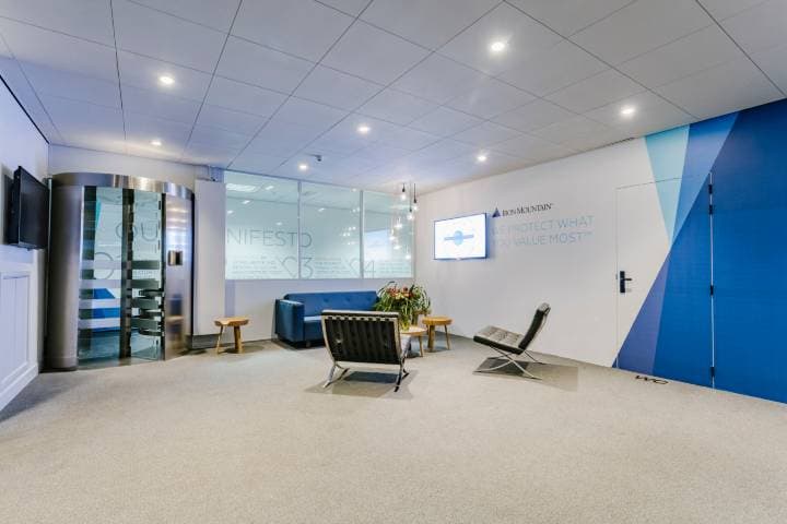 Iron Mountain Data Centers AMS-1 - ams-1-lobby-2.jpg