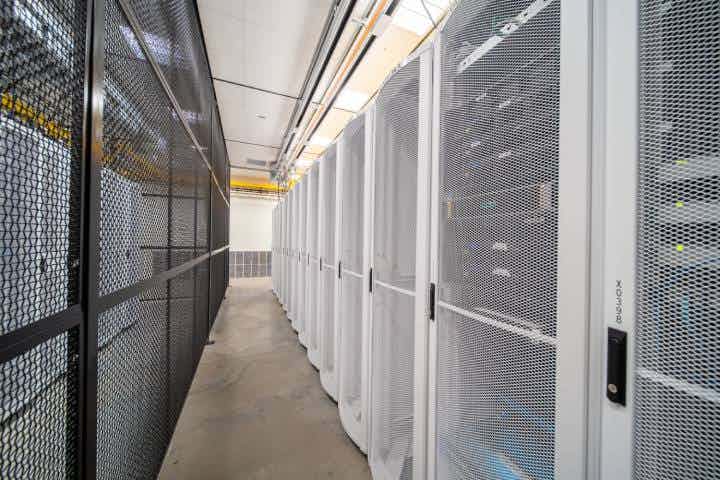 va-2-data-center-cabinets.jpg