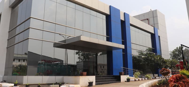 Iron Mountain Data Centers PUN-1 - isolate-data-center-building-2.jpg