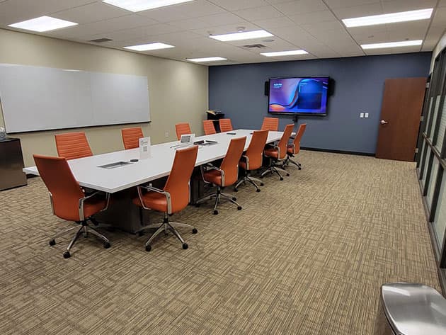 © LightEdge - Conference Room