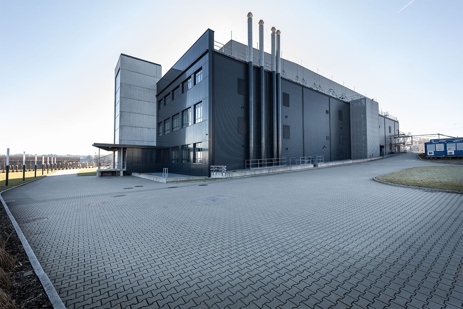 GDC - Zurich 1 Data Center - © NTT - Building