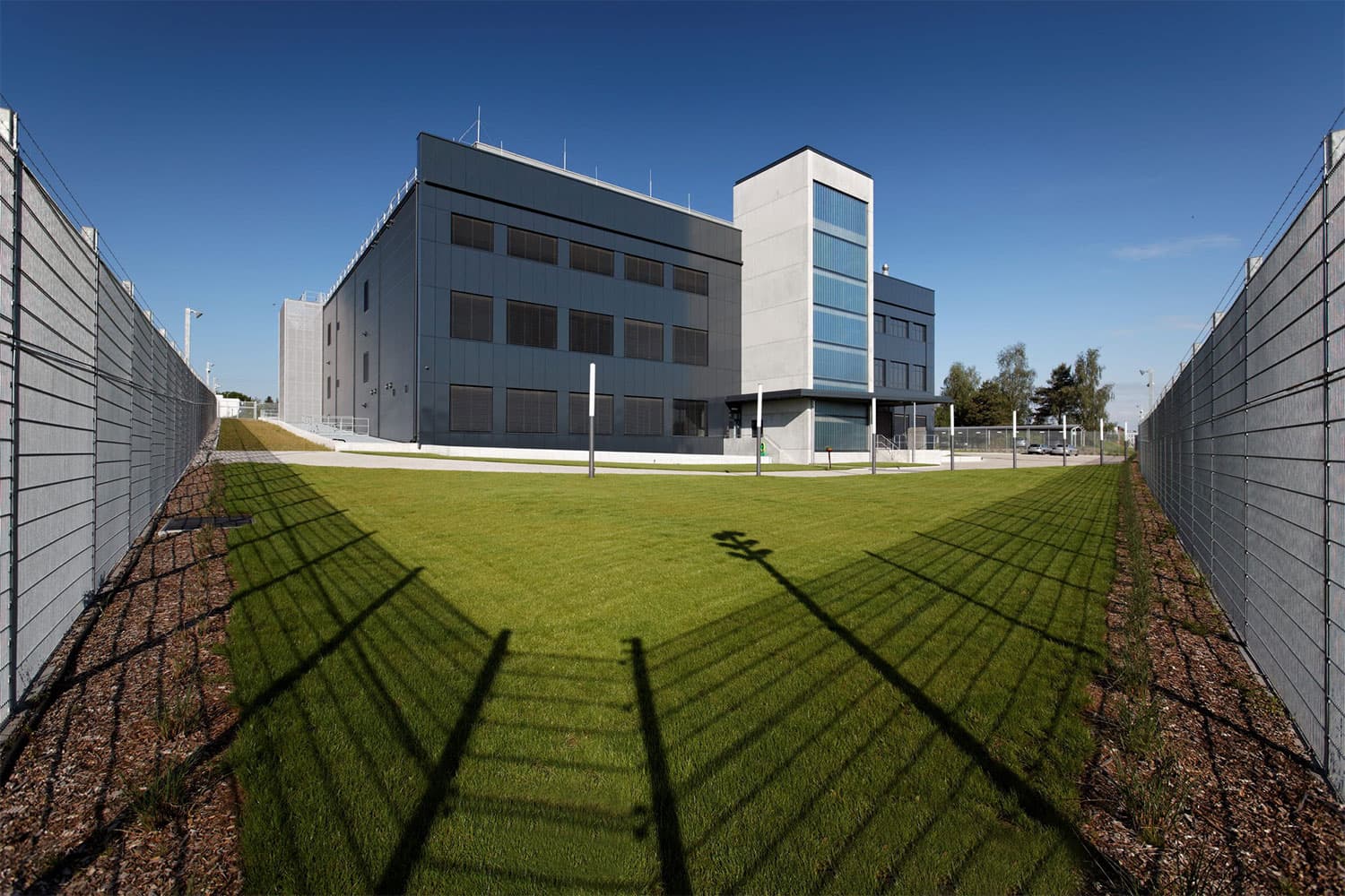 GDC - Zurich 1 Data Center - © NTT - Outside