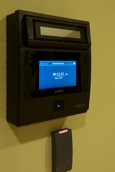 Qu Ottawa 1 - Retina Scanning