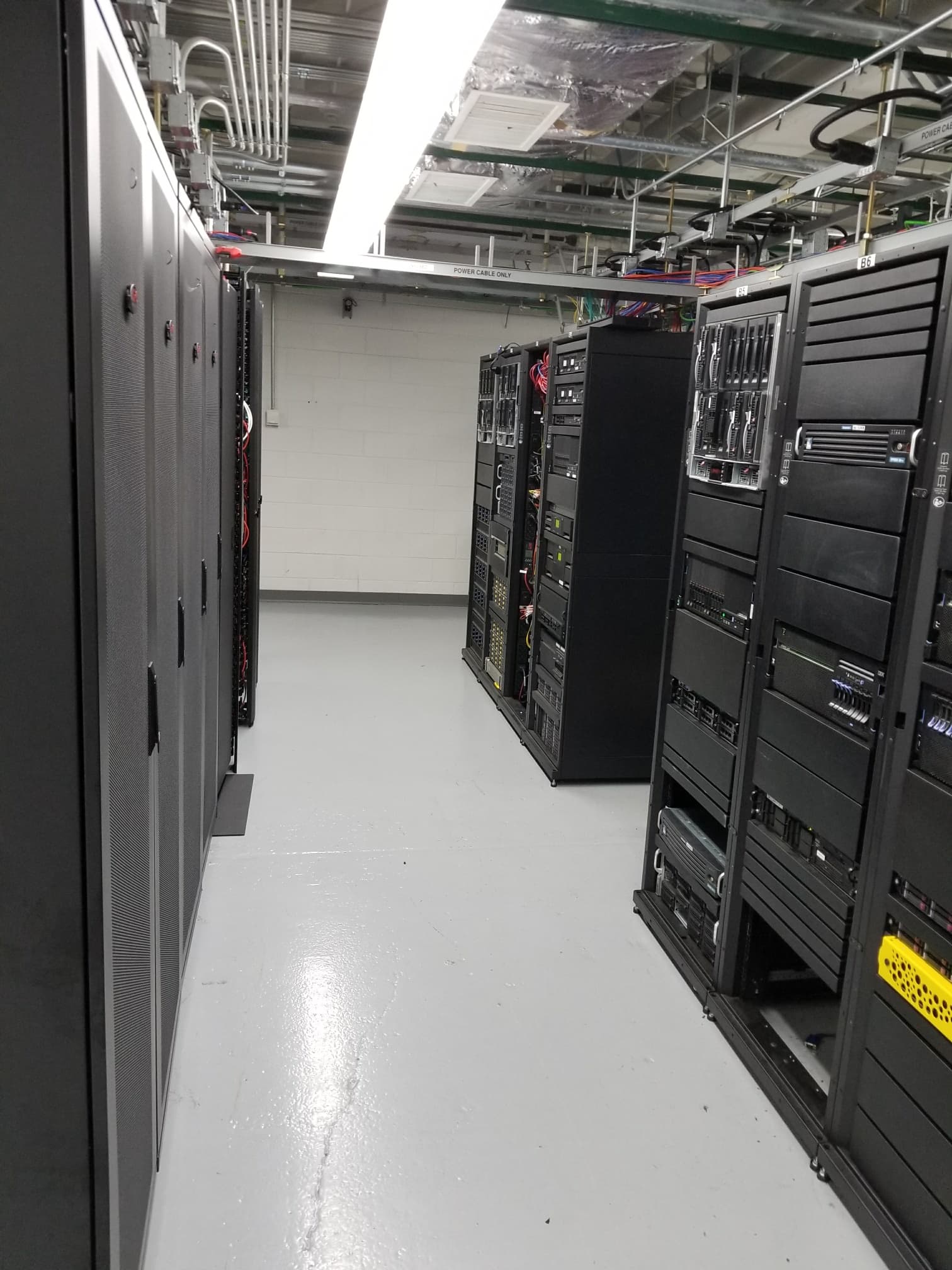 Racksquared Spring Street Datacenter - Managed Service Racks